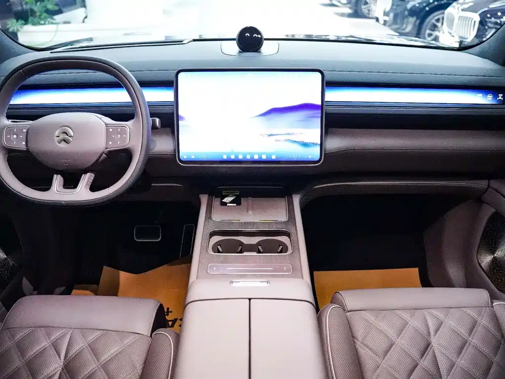 NIO ES8 — миниатюра 4