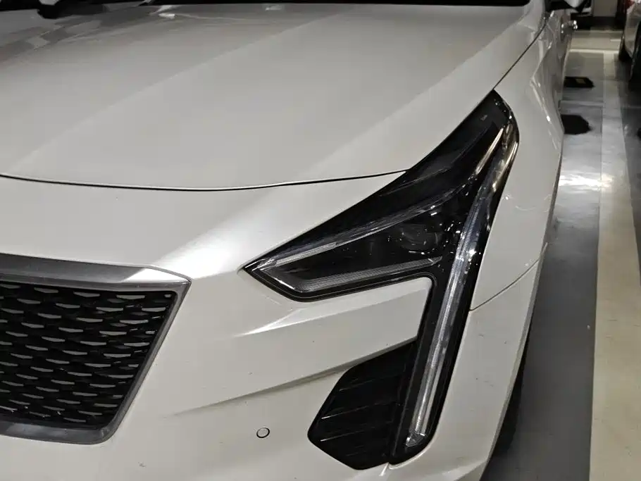Cadillac CT6 — миниатюра 5