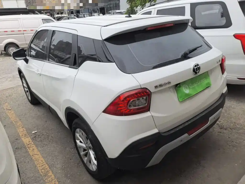 Zhonghua V3 — миниатюра 5