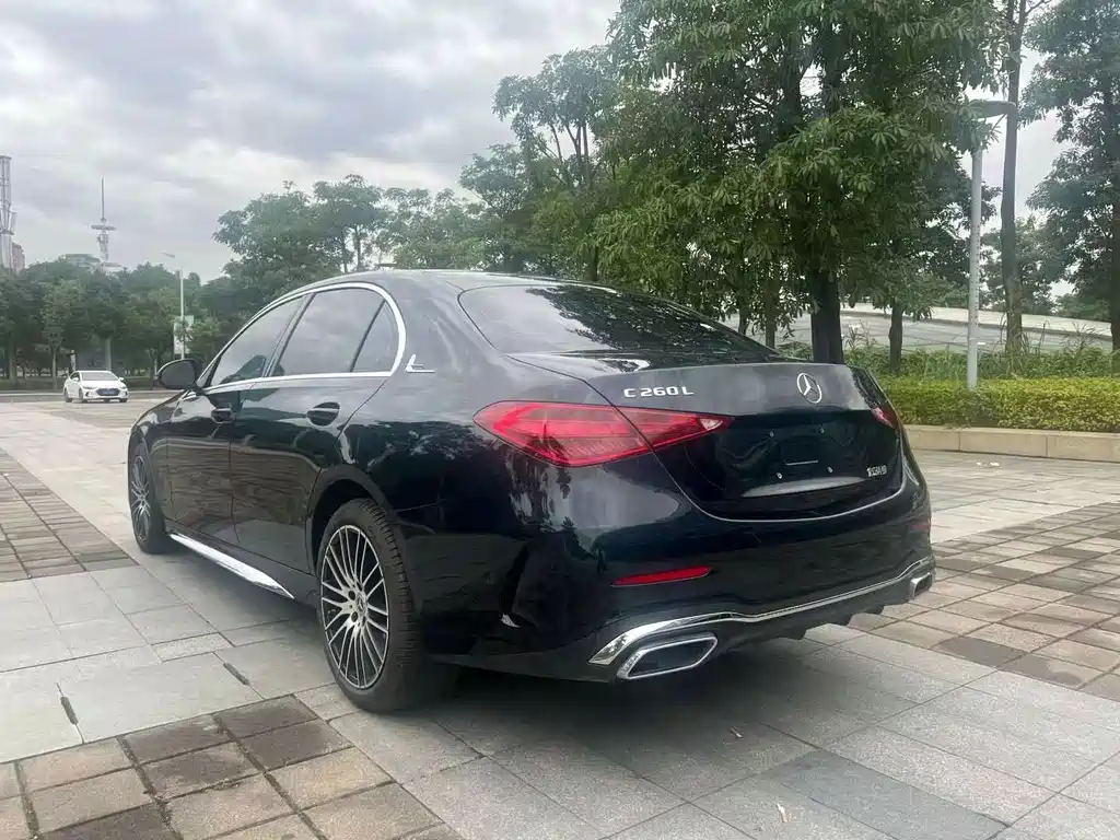 Mercedes-Benz C-Class — миниатюра 9