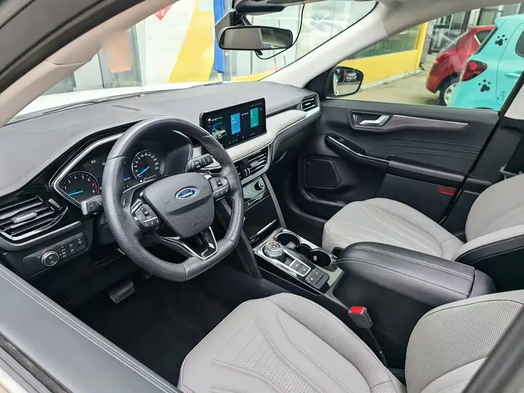 Ford Escape — миниатюра 18