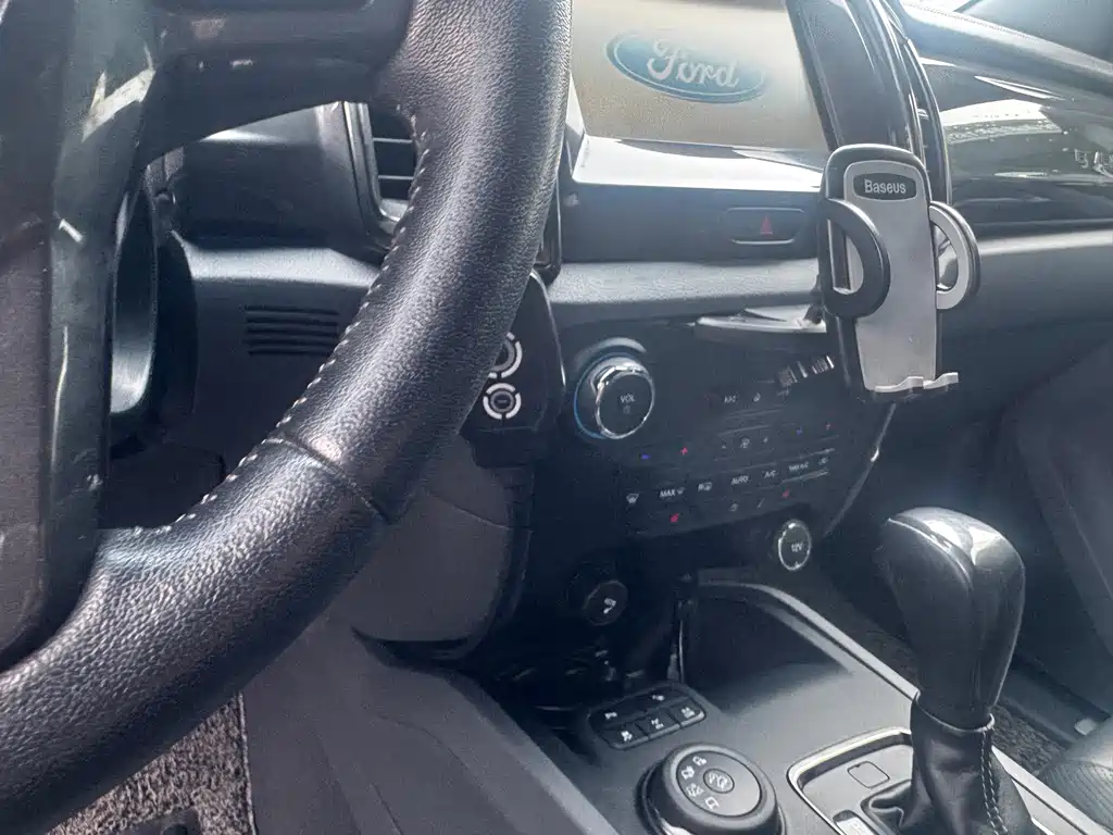 Ford Everest — миниатюра 13