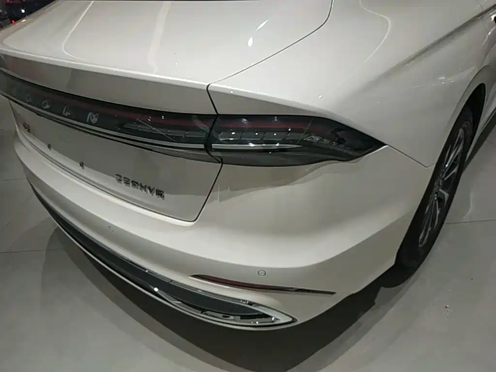 Lincoln Z — миниатюра 8
