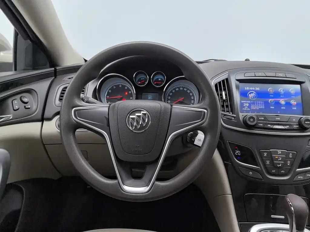 Buick Regal — миниатюра 11