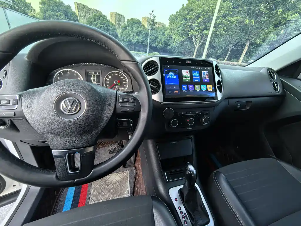 Volkswagen Tiguan — миниатюра 14