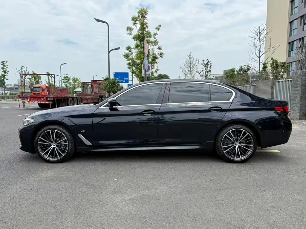 BMW 5 Series 5 2022 530Li Lead M Sport