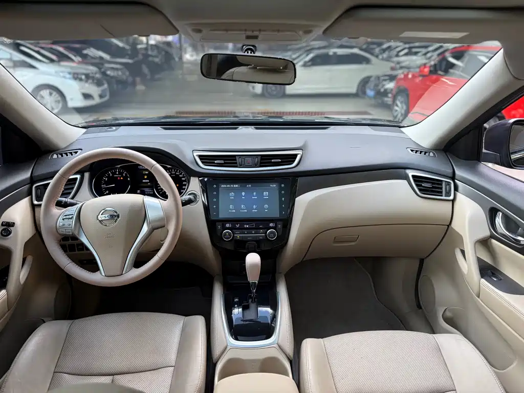 Nissan X-Trail — миниатюра 15
