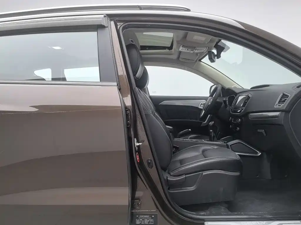 Geely Vision X6 — миниатюра 23