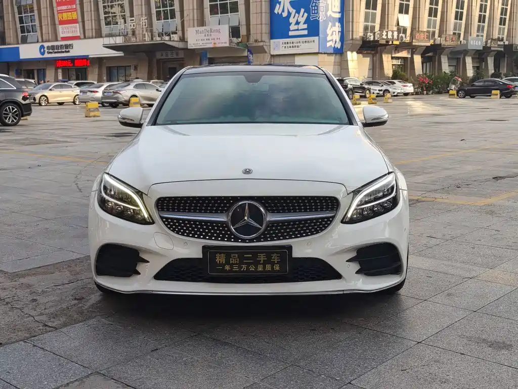 Mercedes-Benz C-Class — миниатюра 2