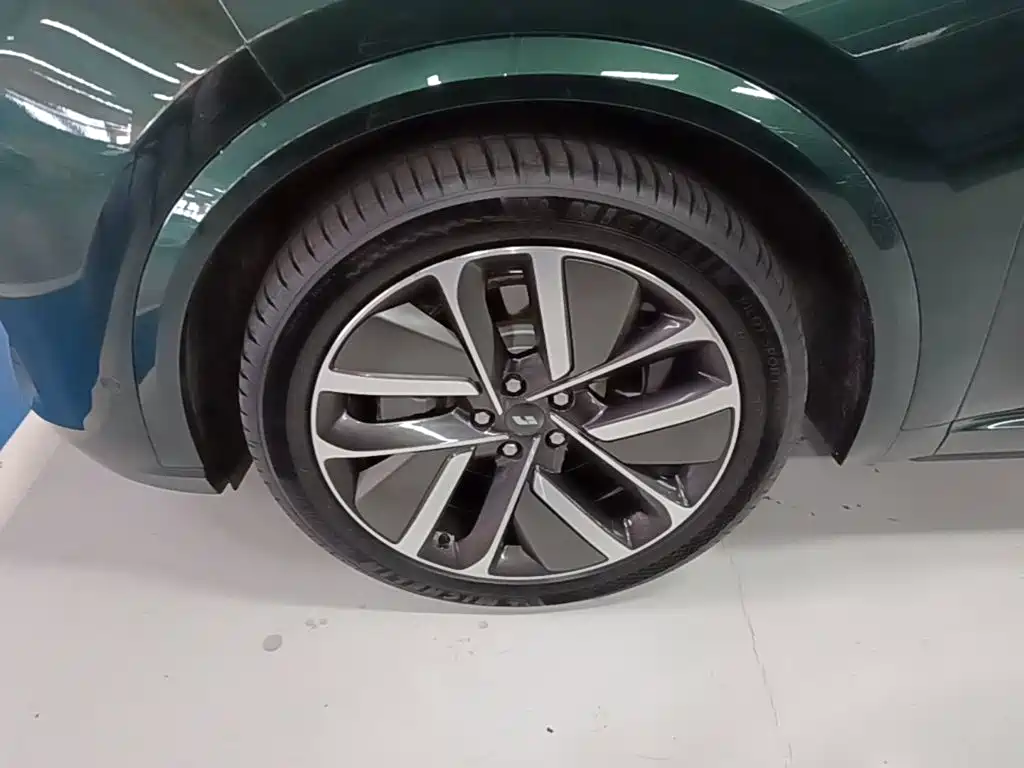 Li Auto Li L9 — миниатюра 23