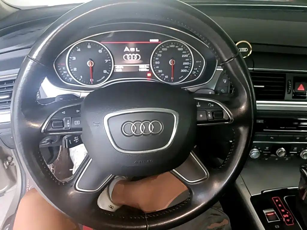 Audi A6L — миниатюра 11