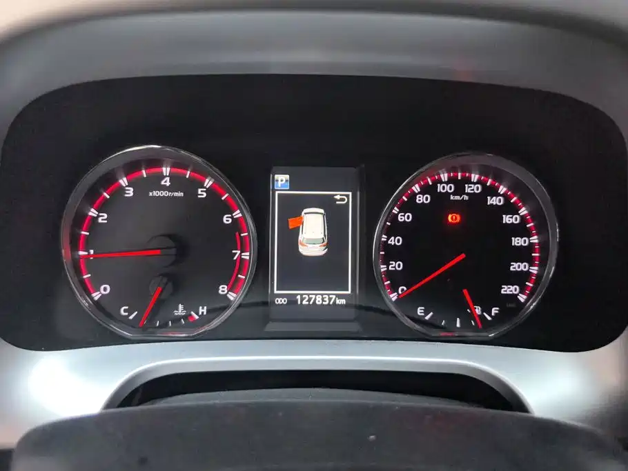 Toyota RAV4 — миниатюра 14