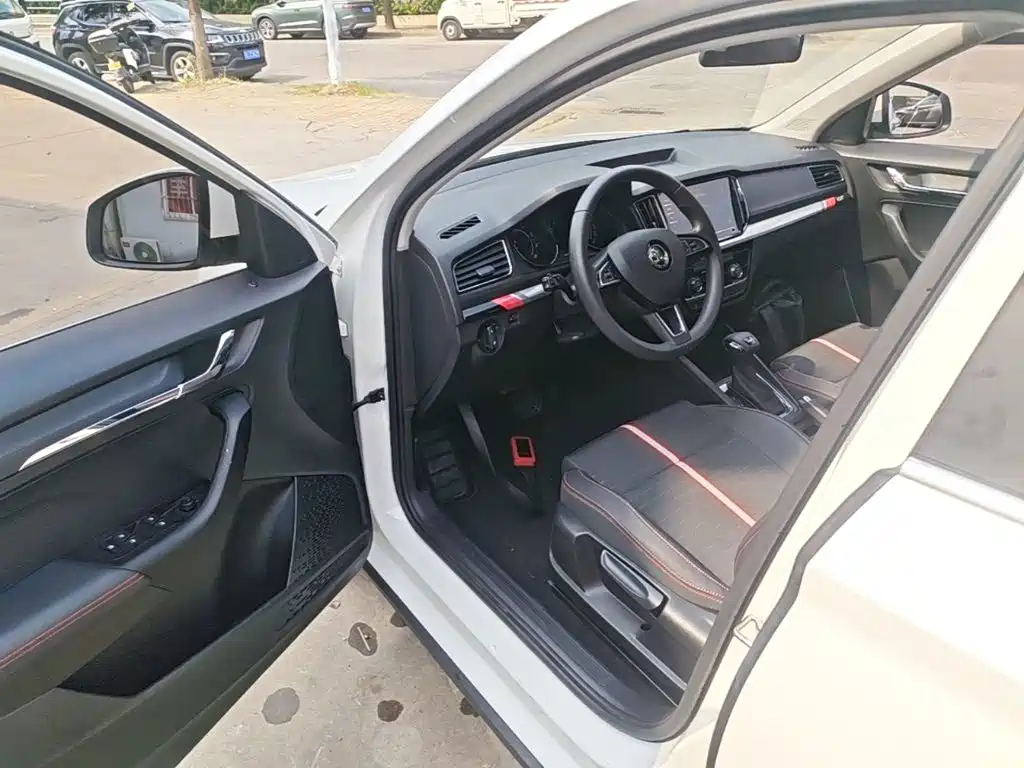 Skoda Kamiq — миниатюра 16