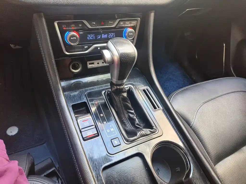 Zotye T600 Coupe — миниатюра 10