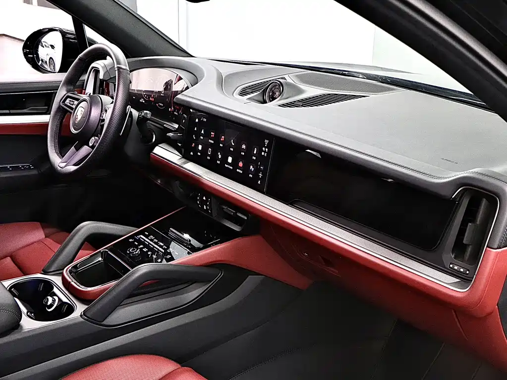 Porsche Cayenne — миниатюра 15