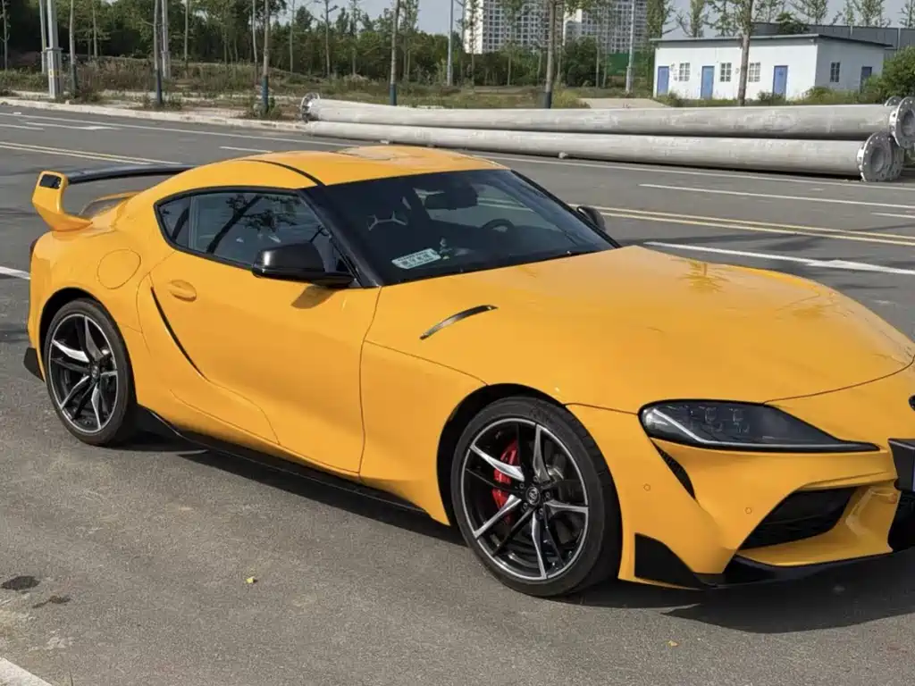 Toyota Supra — миниатюра 2