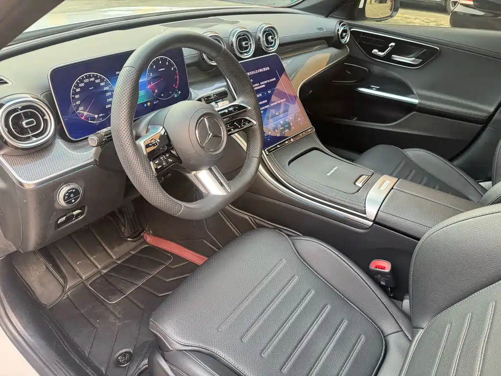 Mercedes-Benz C-Class — миниатюра 6