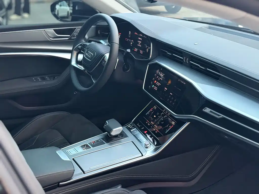 Audi A7L — миниатюра 8