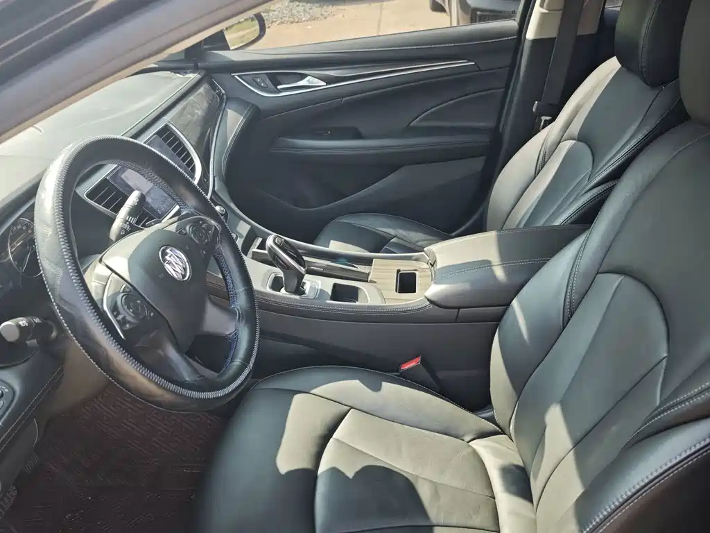 Buick LaCrosse — миниатюра 7