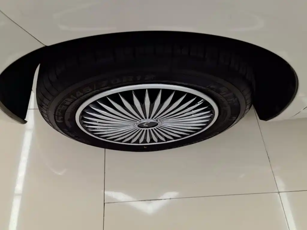 Wuling MINIEV — миниатюра 23