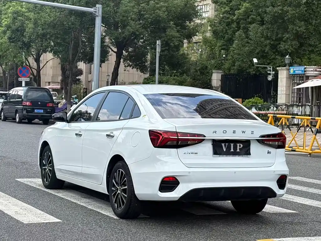 Roewe i5 — миниатюра 17
