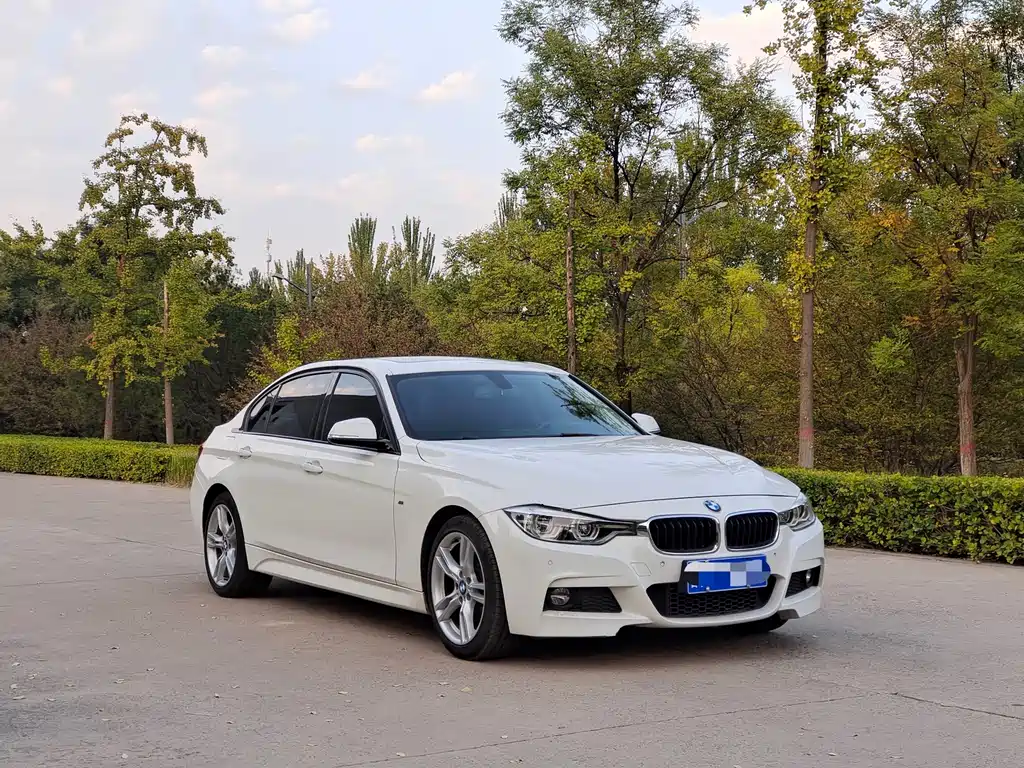 BMW 3 Series — миниатюра 3