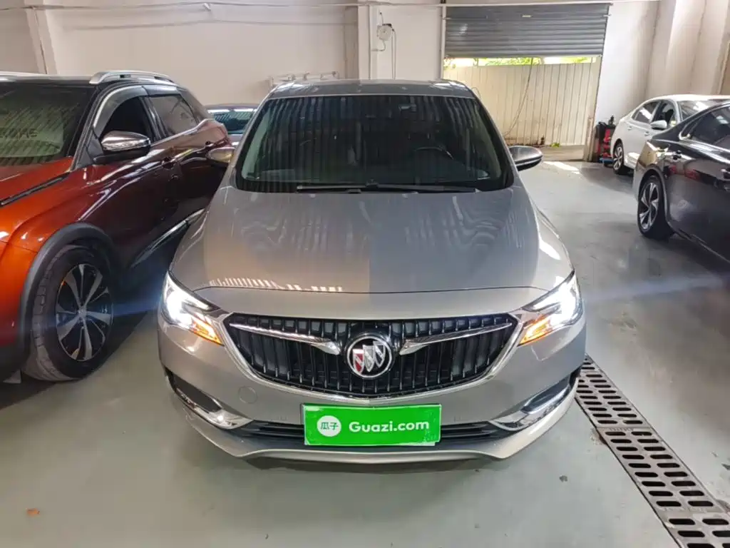 Buick GL6 — миниатюра 3