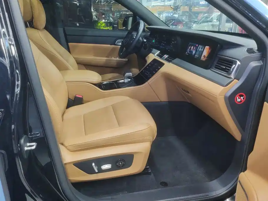 Li Auto Li ONE — миниатюра 8