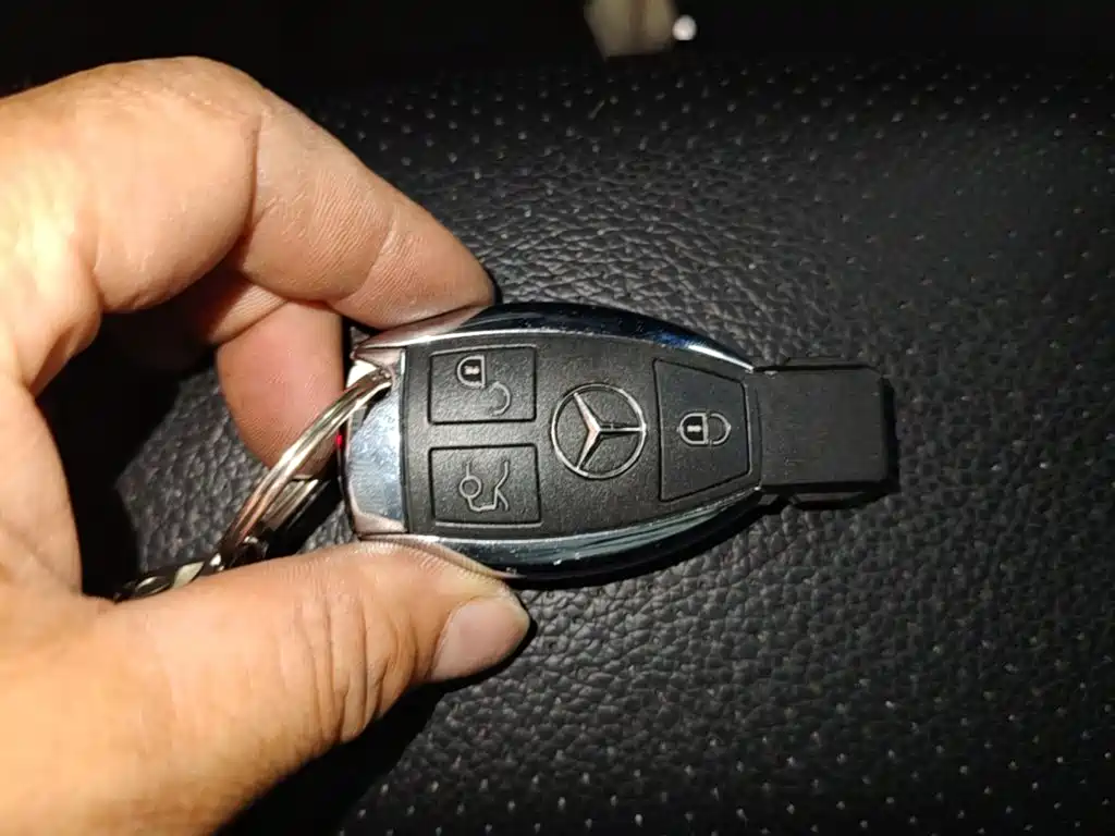 Mercedes-Benz C-Class — миниатюра 9