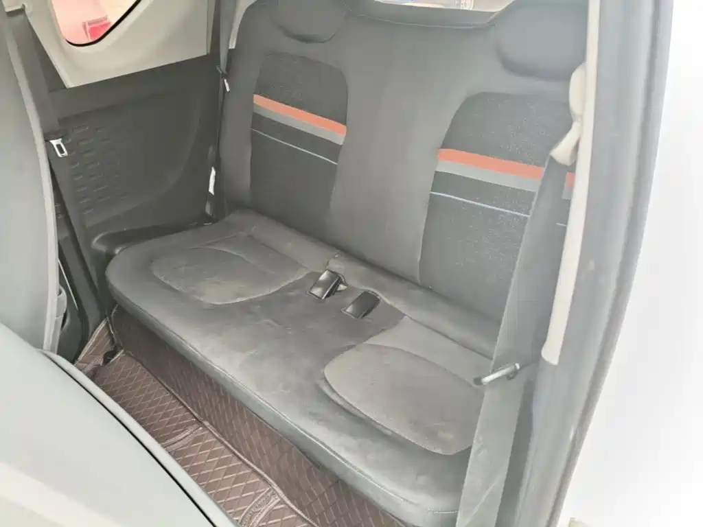 Wuling MINIEV — миниатюра 17