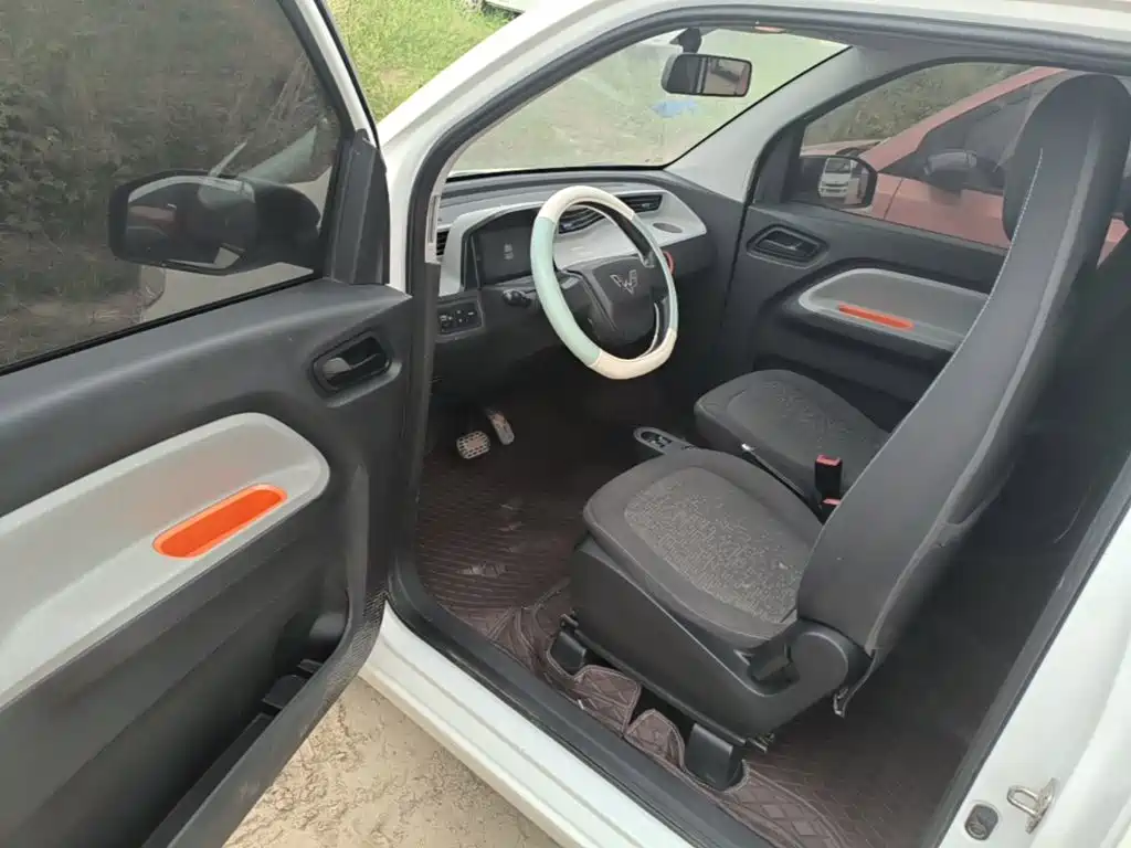 Wuling MINIEV — миниатюра 16
