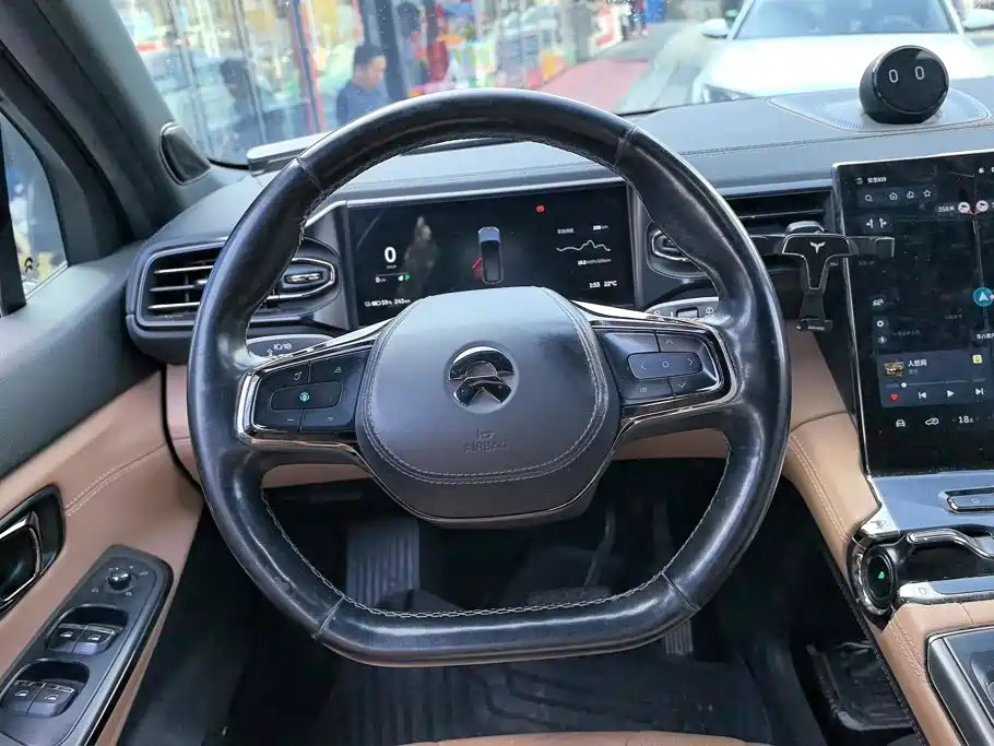 NIO ES8 — миниатюра 15