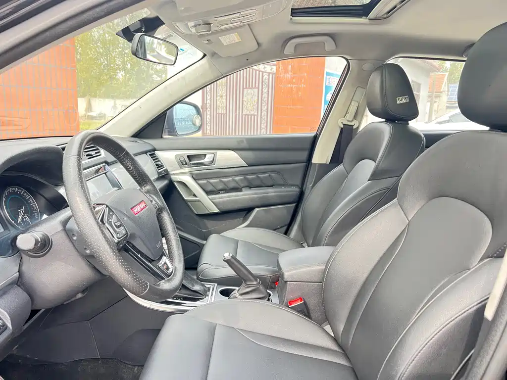 Haval H2 2016 1.5T AT Luxury