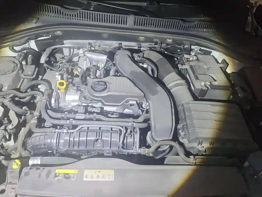 Volkswagen Sagitar — миниатюра 10