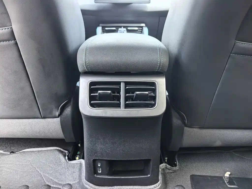 BYD Seal 06 — миниатюра 13