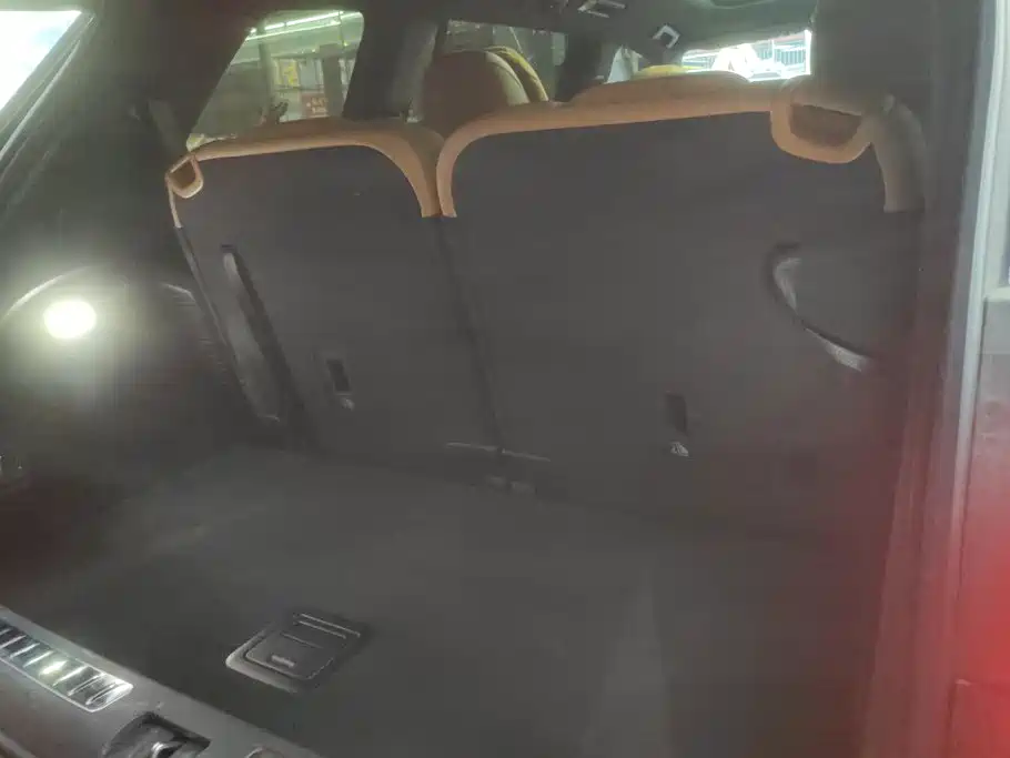 Li Auto Li ONE — миниатюра 4