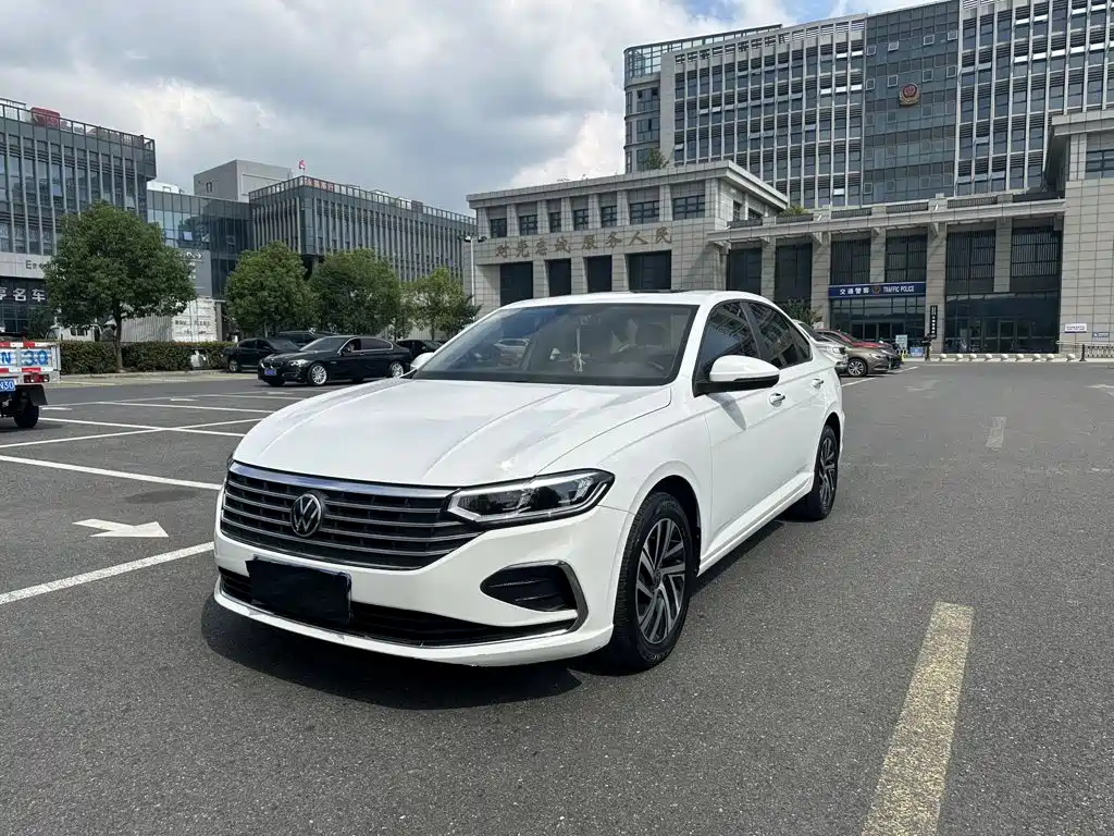 Volkswagen Lavida — миниатюра 2