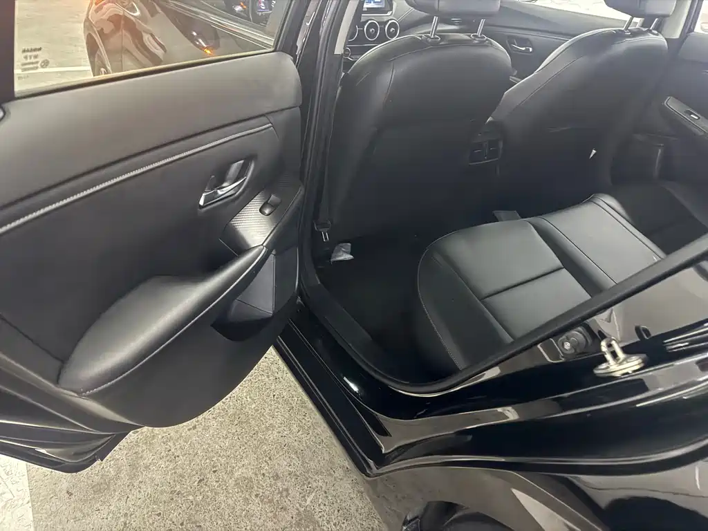 Nissan Sylphy 2021 1.6L XL CVT Enjoy
