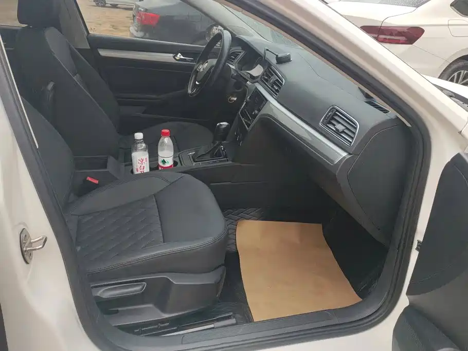 Volkswagen Lamando — миниатюра 8