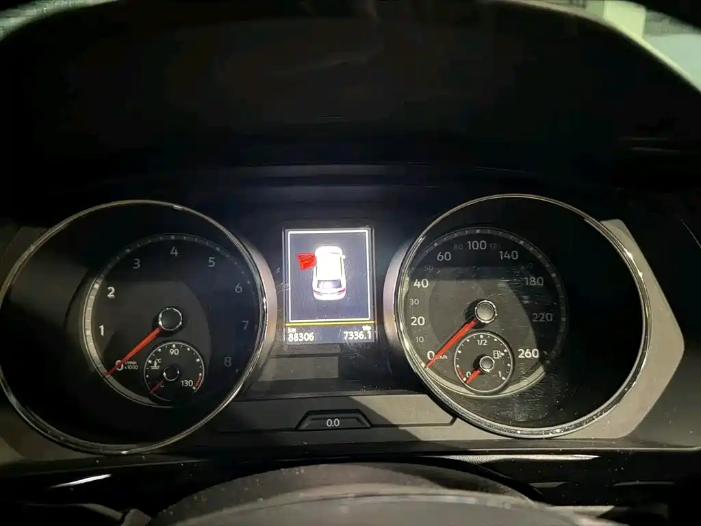 Volkswagen Tiguan L — миниатюра 8