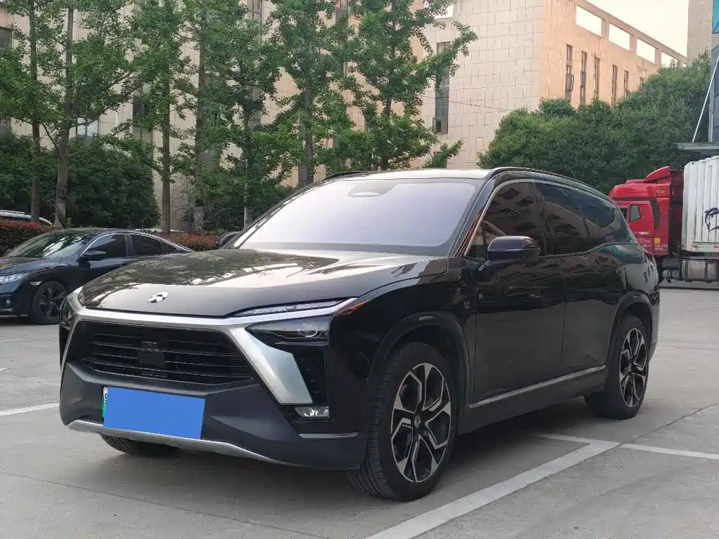 Nio ES8 2022
