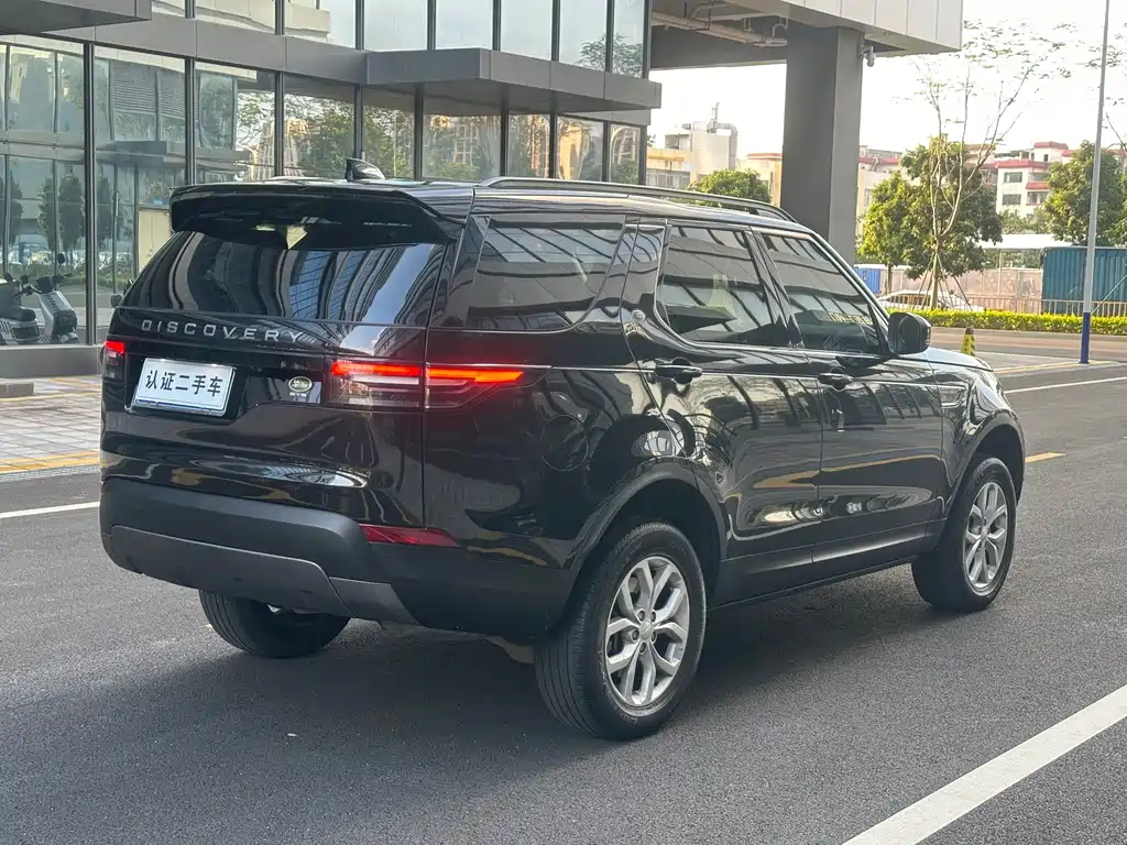 Land Rover Discovery — миниатюра 6