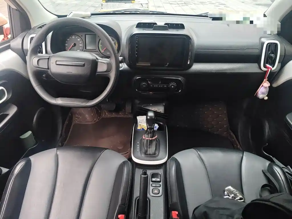 Roewe Clever — миниатюра 6