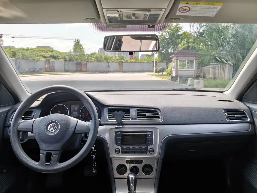 Volkswagen Lavida — миниатюра 15