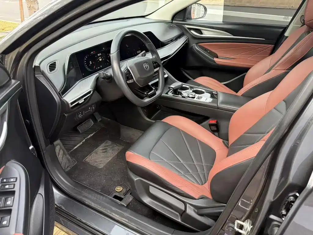 Changan Eado — миниатюра 4