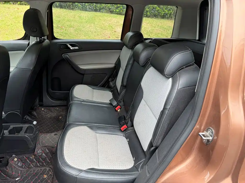 Skoda Yeti — миниатюра 12