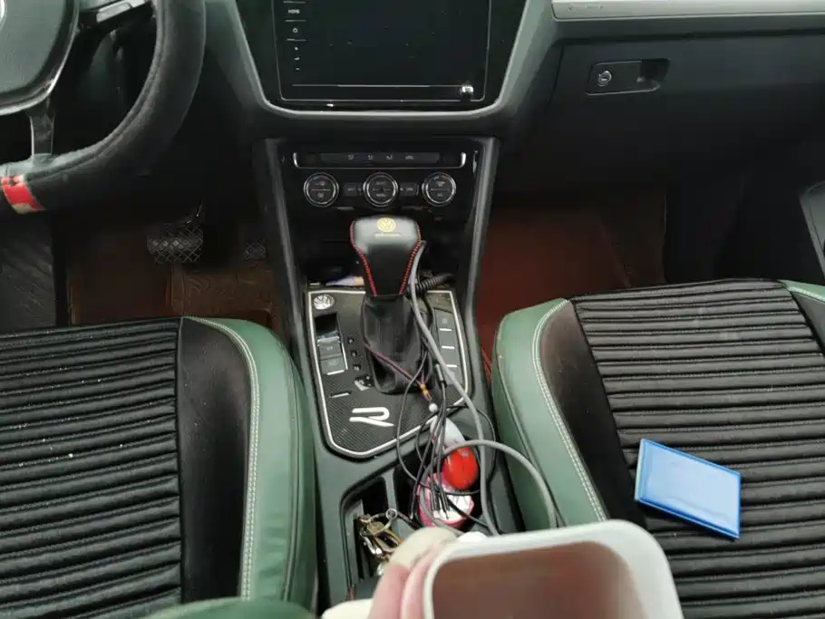 Volkswagen Tiguan L — миниатюра 16