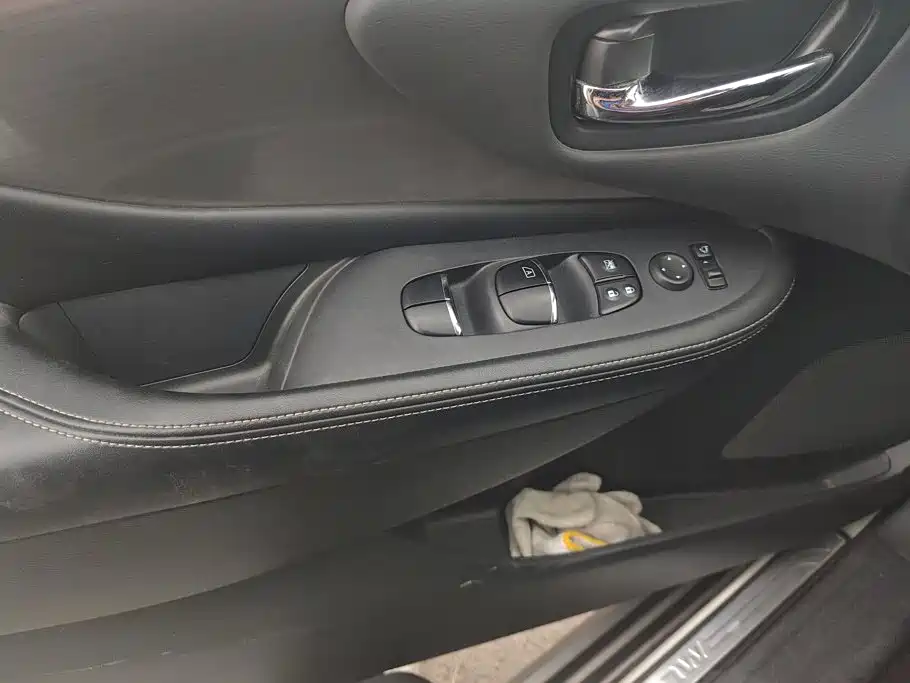 Nissan Murano — миниатюра 7
