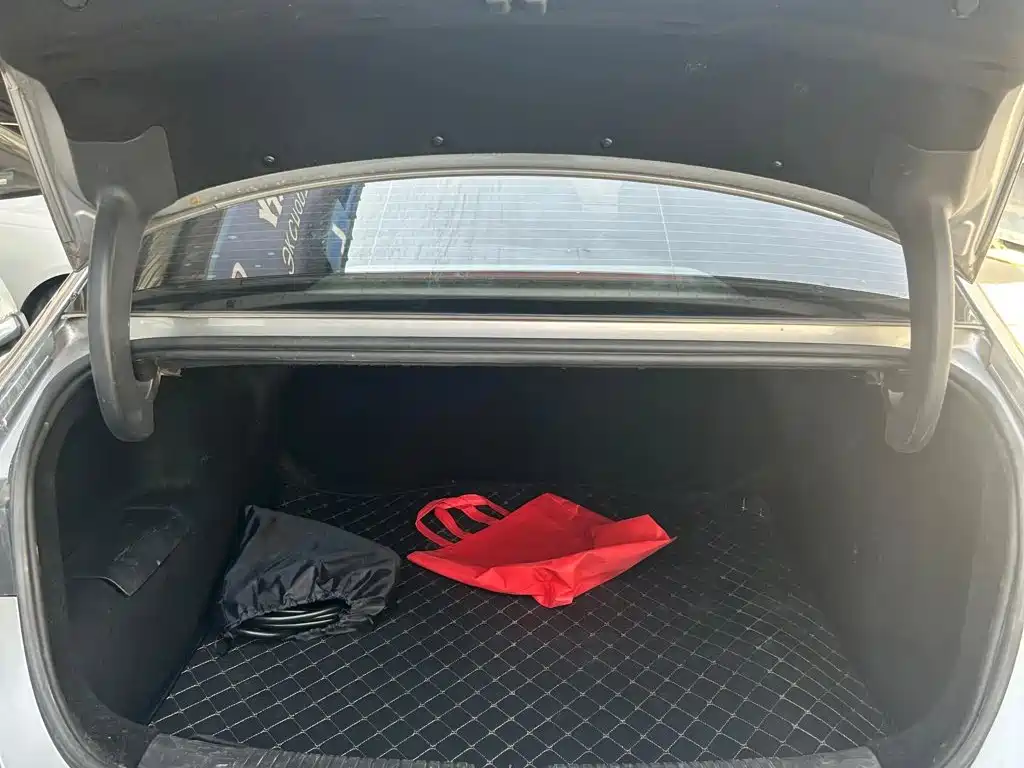 Roewe D7 — миниатюра 8
