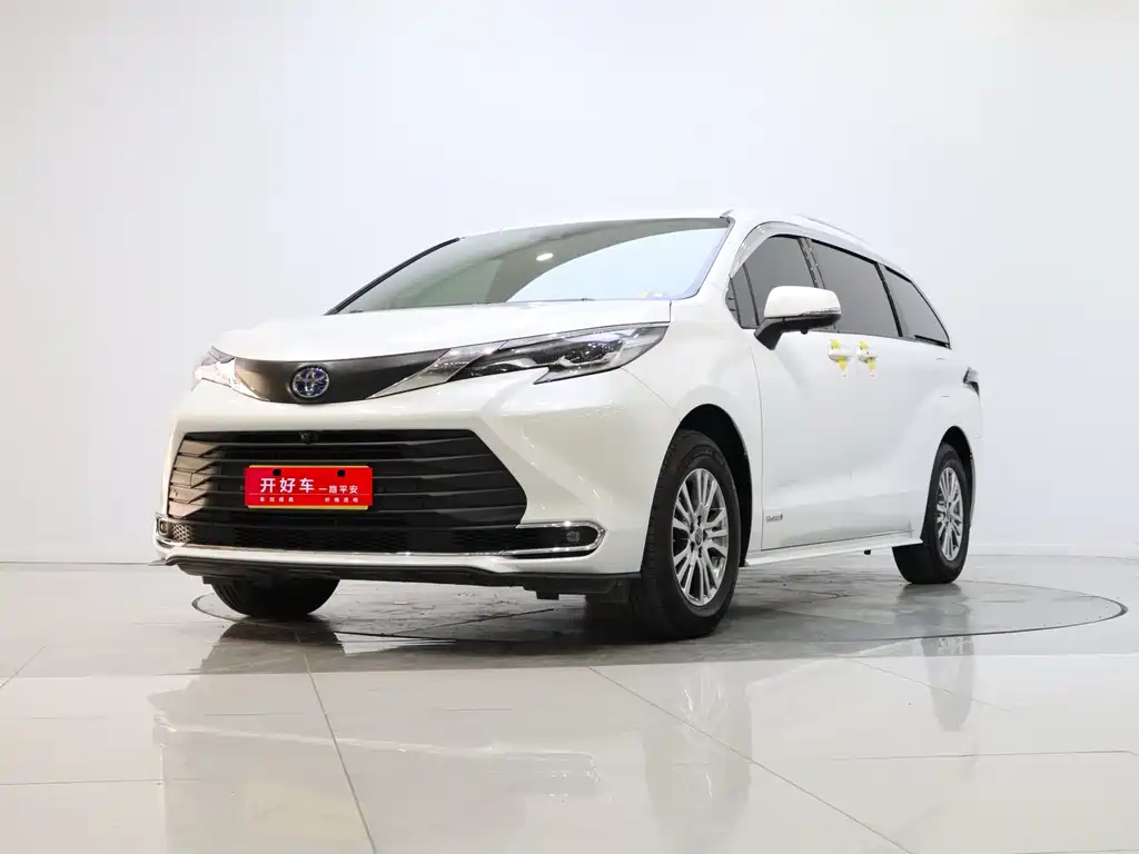 Toyota Sienna 2023